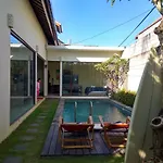Villa Kayana